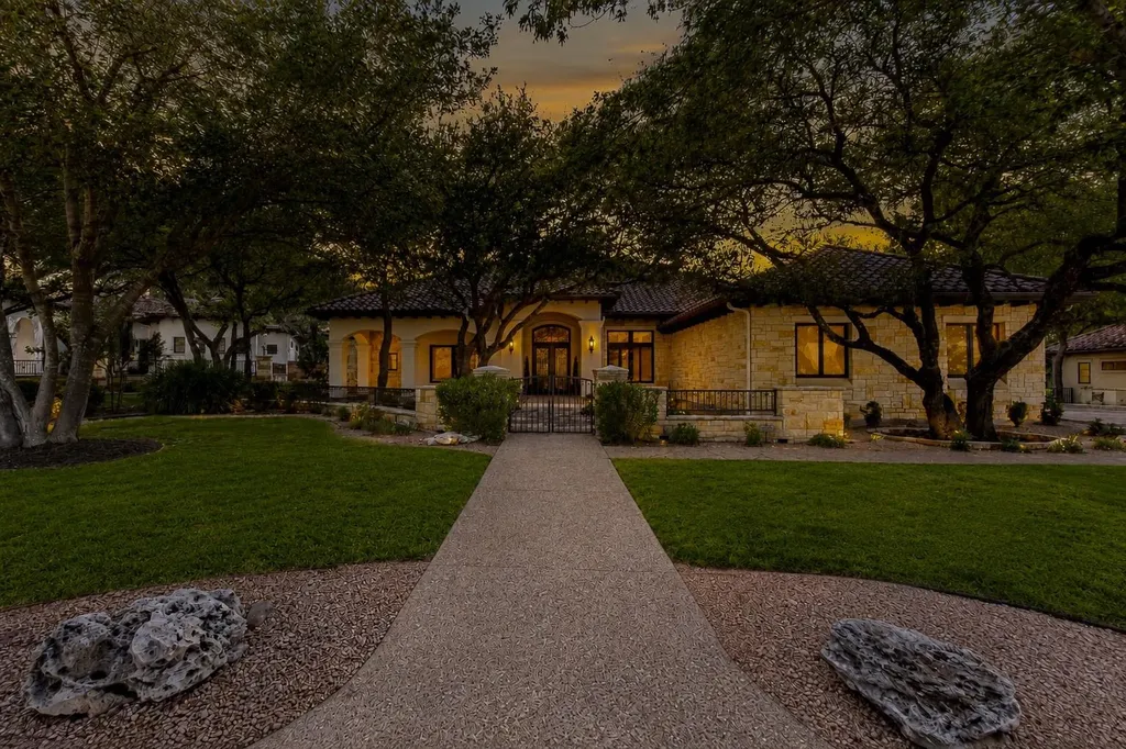 300 Stardust Lane Georgetown TX 78633