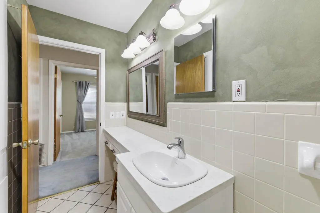 222 Sonata Drive San Antonio TX 78216