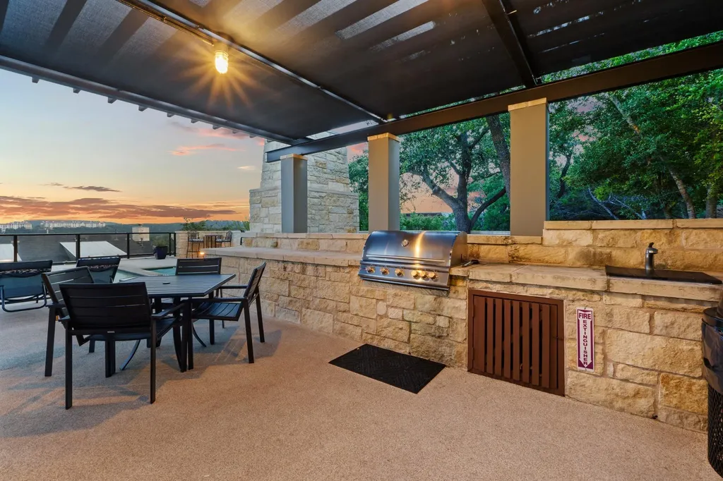 8110 Ranch Road 2222 Austin TX 78730