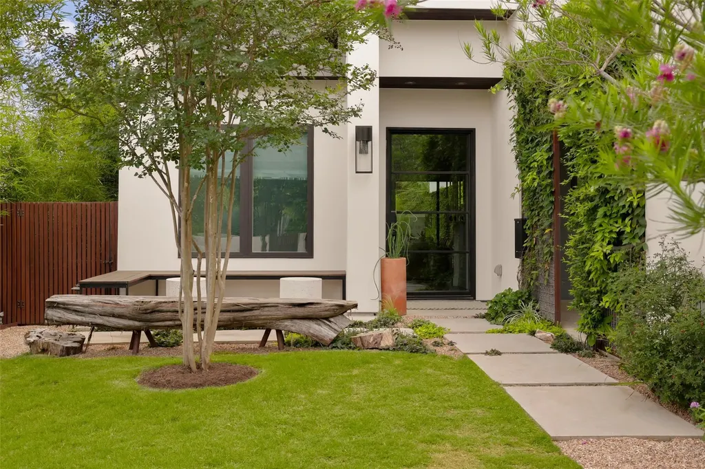 705 W Monroe Street Austin TX 78704