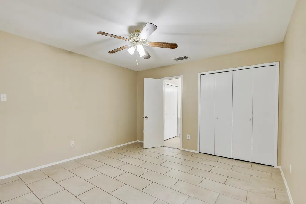 2203 Frontier Trail Round Rock TX 78681