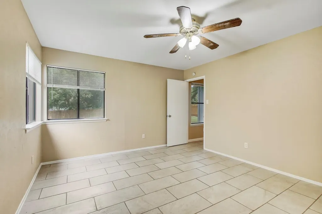 2203 Frontier Trail Round Rock TX 78681