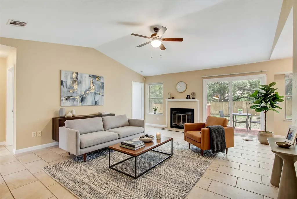 2203 Frontier Trail Round Rock TX 78681