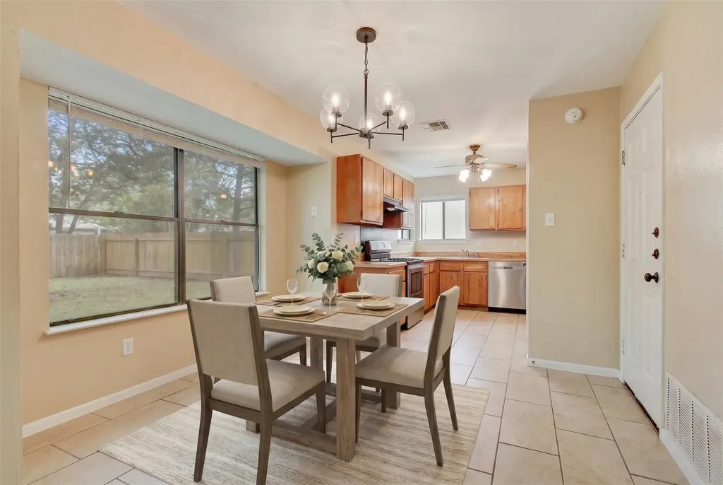 2203 Frontier Trail Round Rock TX 78681