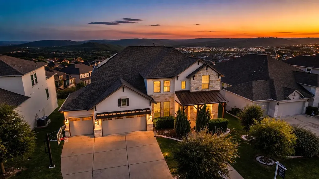 2301 Fossetta View Leander TX 78641