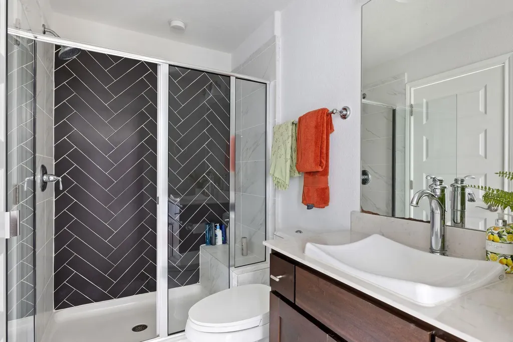 2301 Fossetta View Leander TX 78641