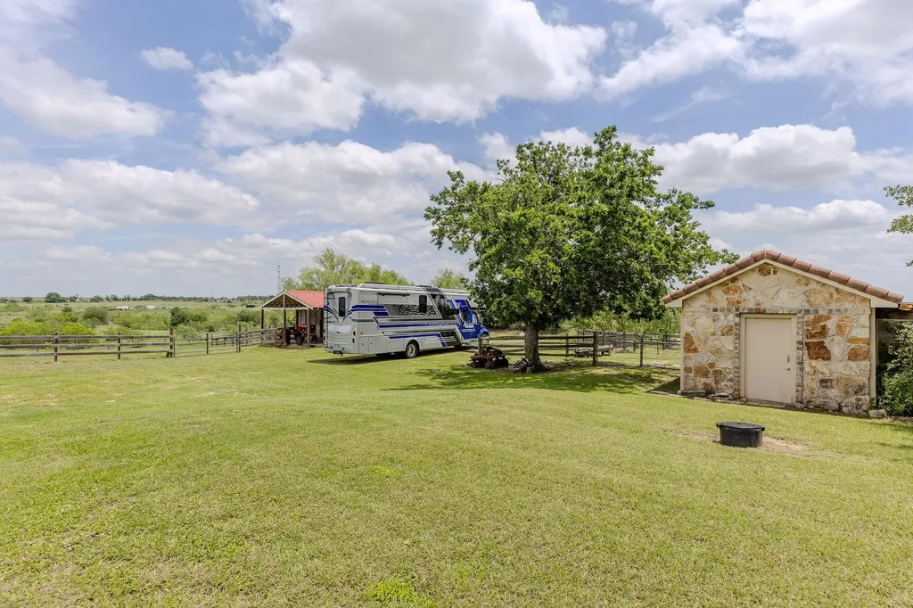 17308 Saint Therese Road Manor TX 78653