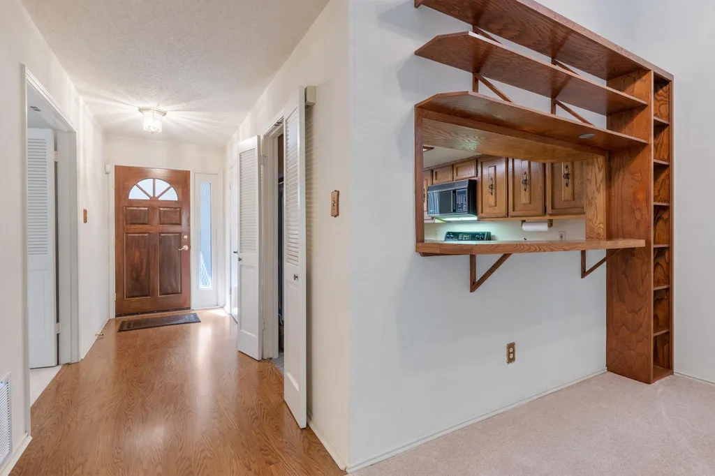 8318 Bent Tree Road Austin TX 78759