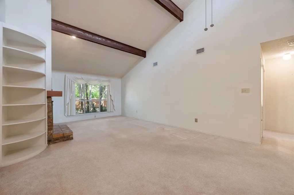 8318 Bent Tree Road Austin TX 78759
