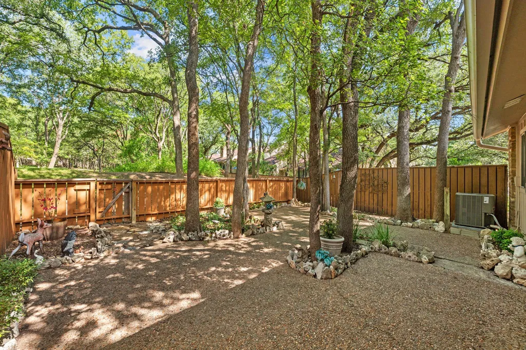 8318 Bent Tree Road Austin TX 78759