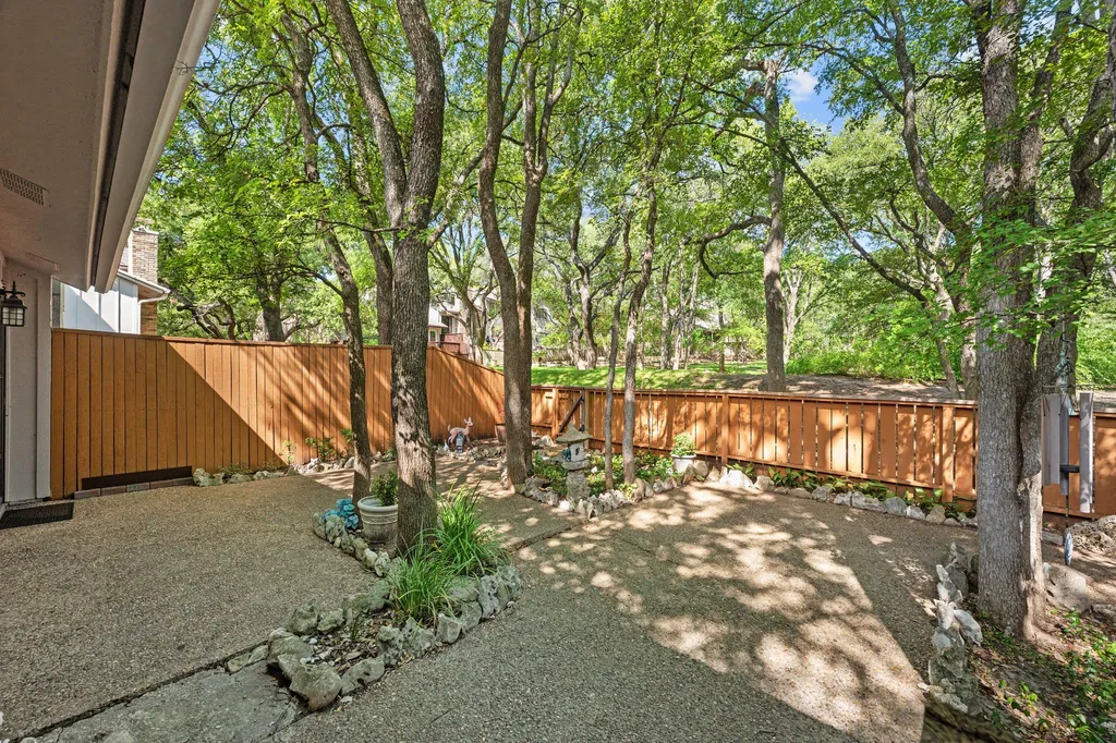 8318 Bent Tree Road Austin TX 78759