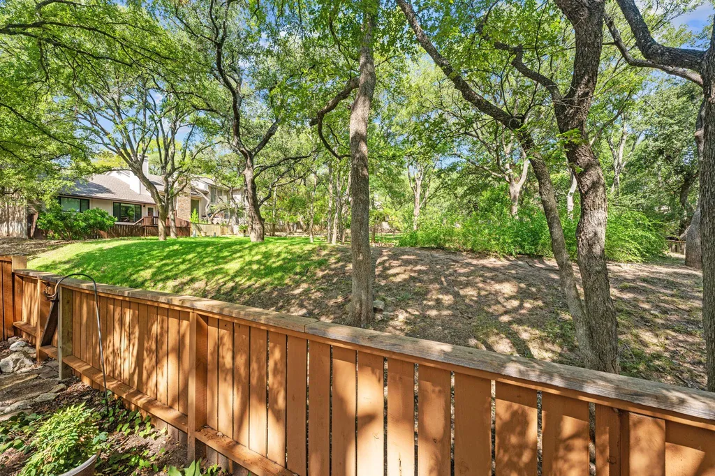 8318 Bent Tree Road Austin TX 78759