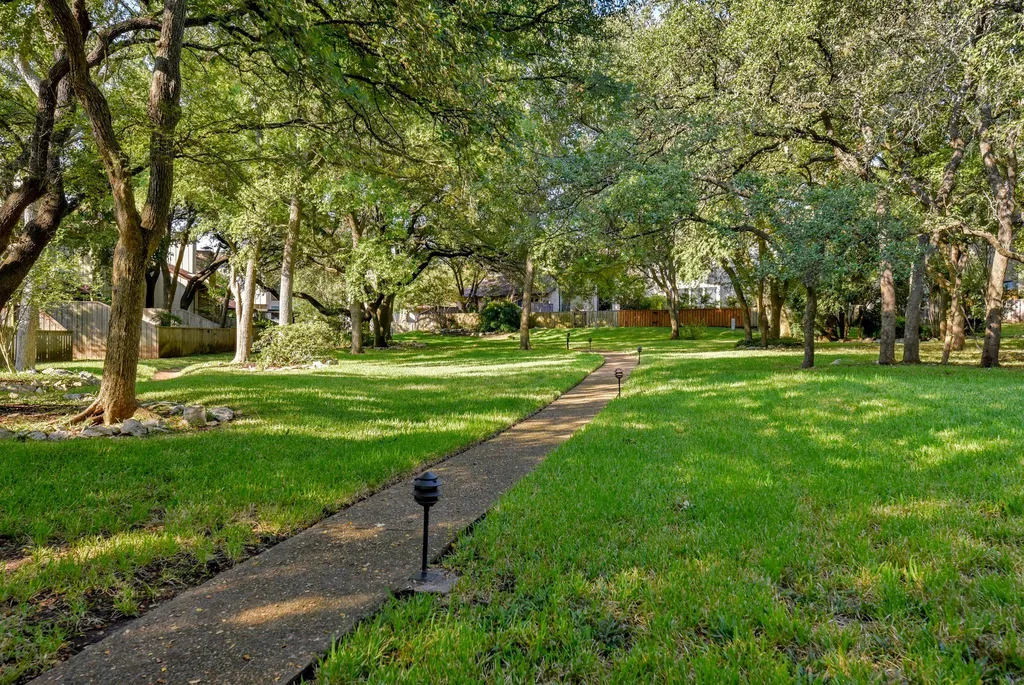 8318 Bent Tree Road Austin TX 78759