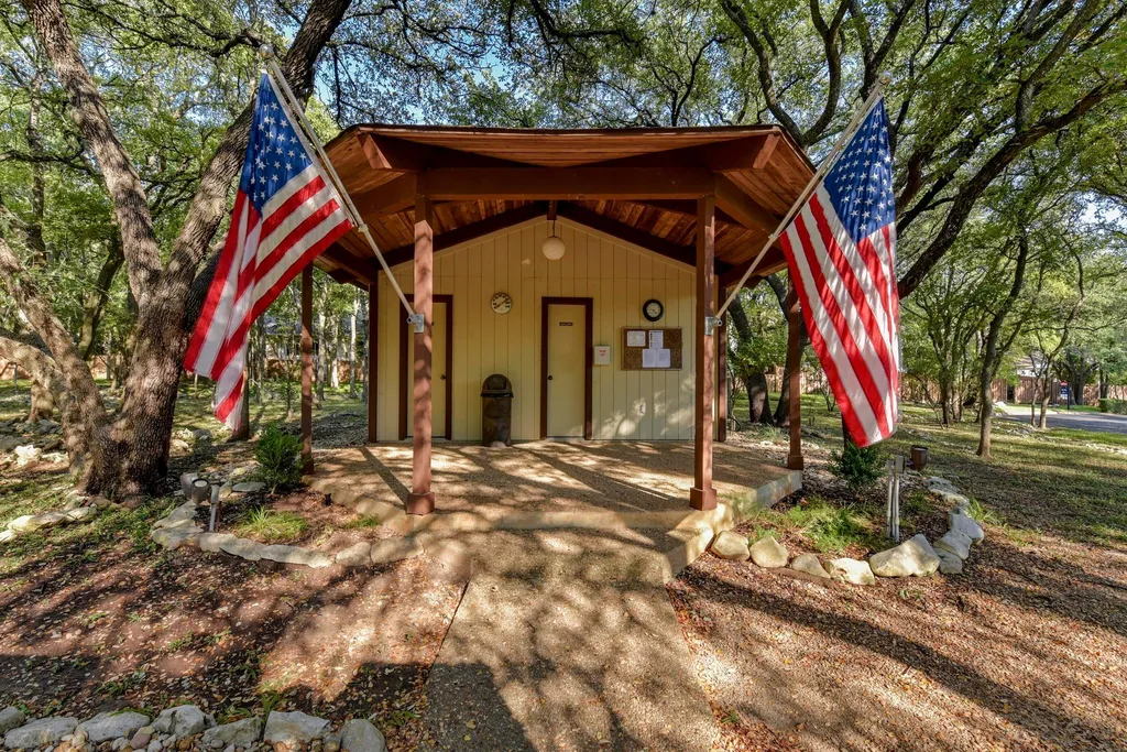 8318 Bent Tree Road Austin TX 78759