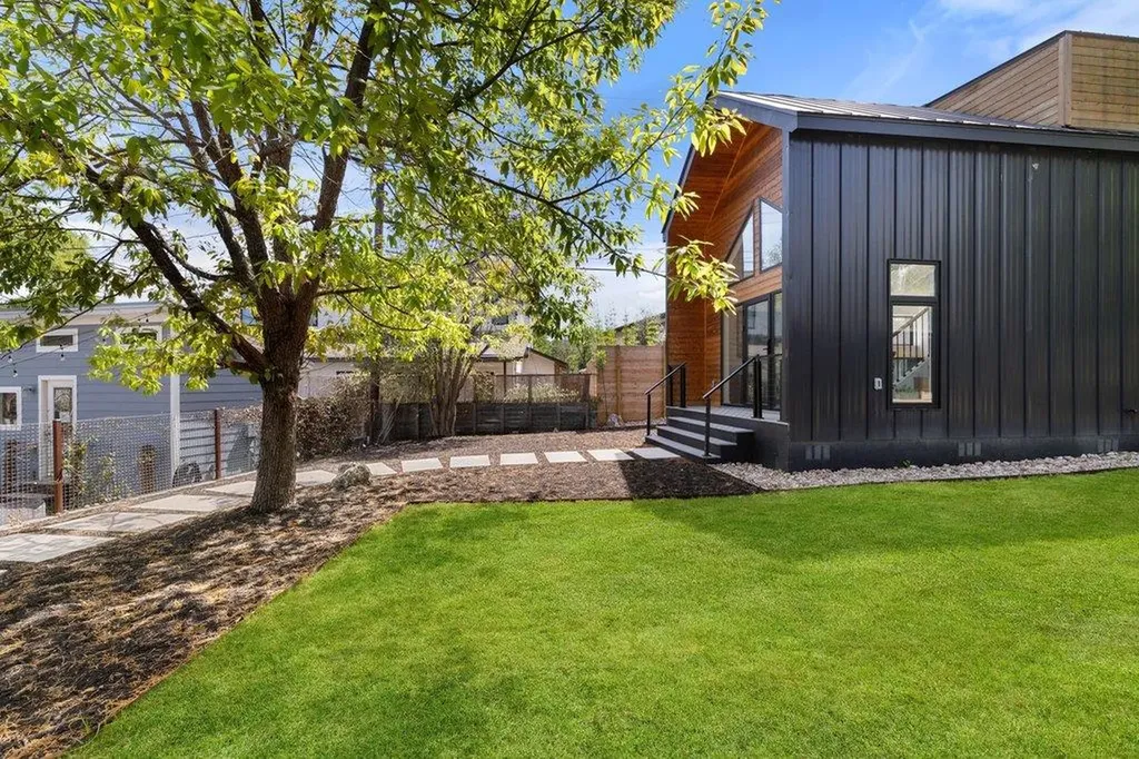 2503 Rockingham Drive Austin TX 78704
