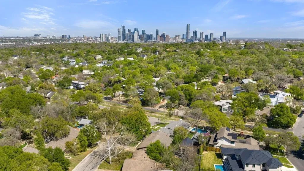 2503 Rockingham Drive Austin TX 78704