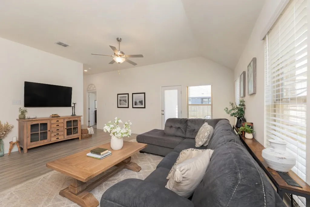 360 Jefferson Drive Kyle TX 78640