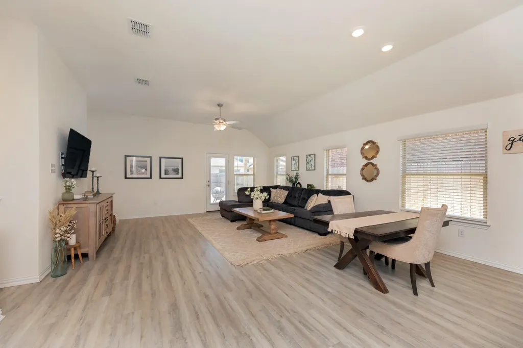 360 Jefferson Drive Kyle TX 78640