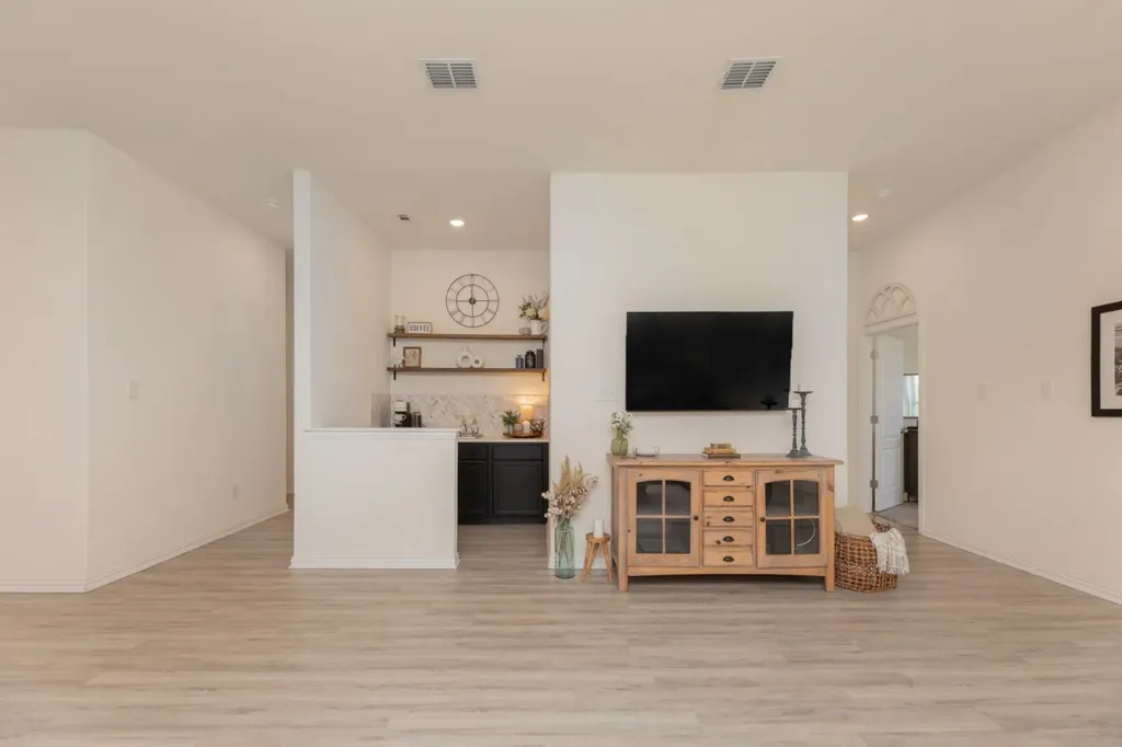 360 Jefferson Drive Kyle TX 78640