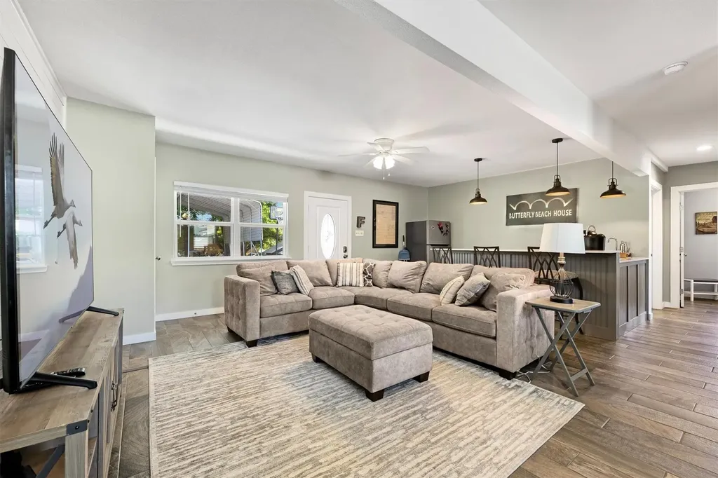 3708 River Oaks Drive Kingsland TX 78639