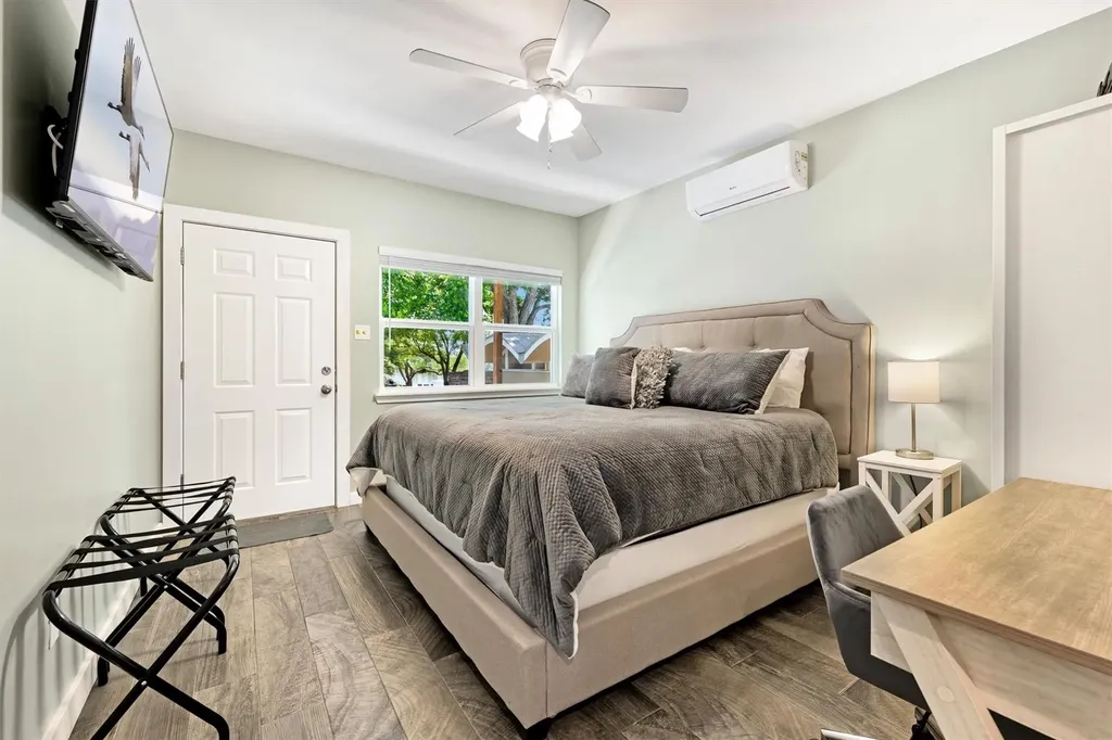 3708 River Oaks Drive Kingsland TX 78639