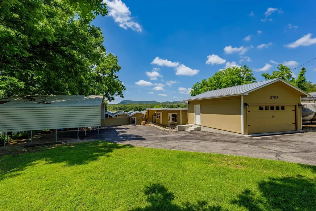 3708 River Oaks Drive Kingsland TX 78639