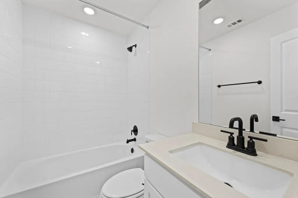 2540 Violet Theo Lane Round Rock TX 78665