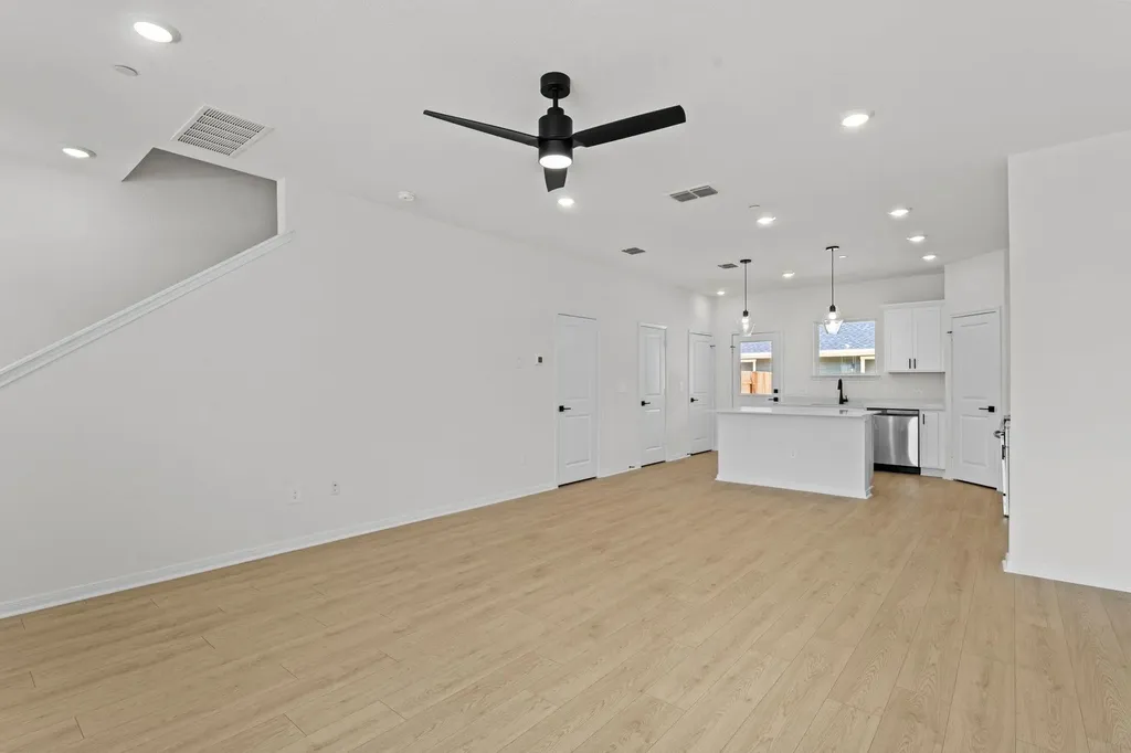 2540 Violet Theo Lane Round Rock TX 78665