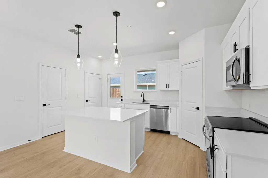 2540 Violet Theo Lane Round Rock TX 78665