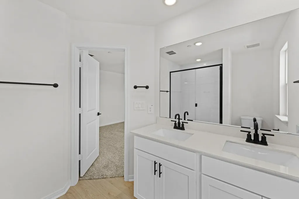2540 Violet Theo Lane Round Rock TX 78665