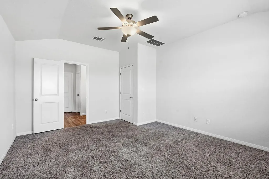 3053 Mill Run Bend Round Rock TX 78665