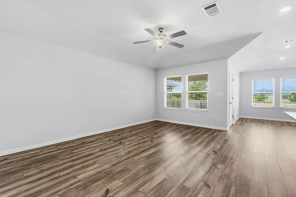 3053 Mill Run Bend Round Rock TX 78665