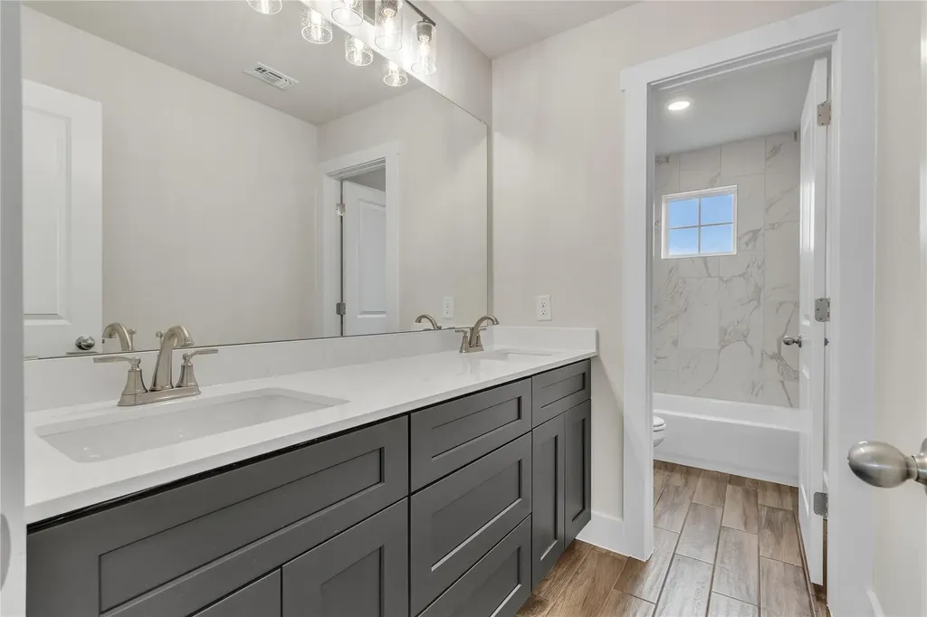 8424 Red Bottle Brush Road Lago Vista TX 78645