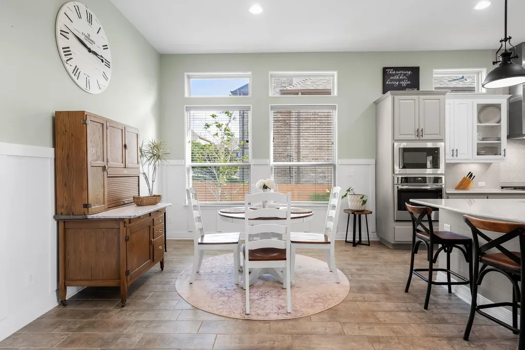 18716 Laramie Well Cove Austin TX 78738