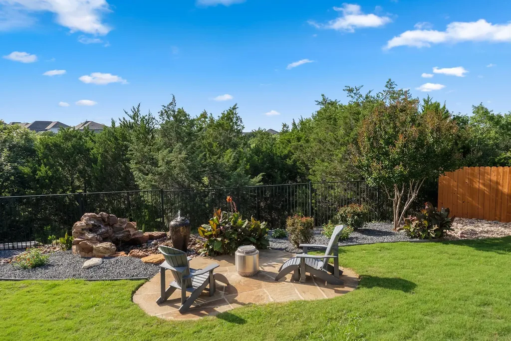 18716 Laramie Well Cove Austin TX 78738