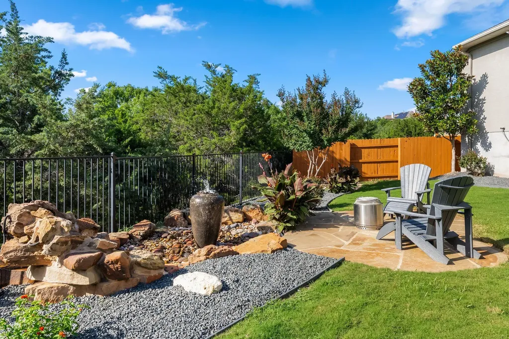 18716 Laramie Well Cove Austin TX 78738