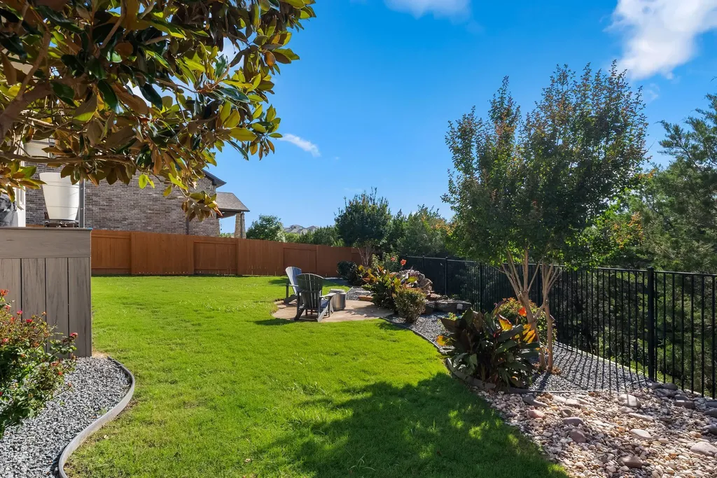 18716 Laramie Well Cove Austin TX 78738