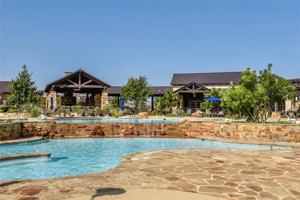 18716 Laramie Well Cove Austin TX 78738