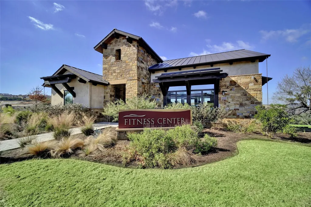 18716 Laramie Well Cove Austin TX 78738