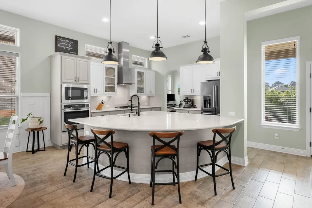 18716 Laramie Well Cove Austin TX 78738