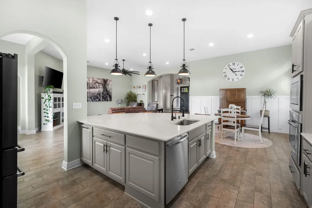 18716 Laramie Well Cove Austin TX 78738