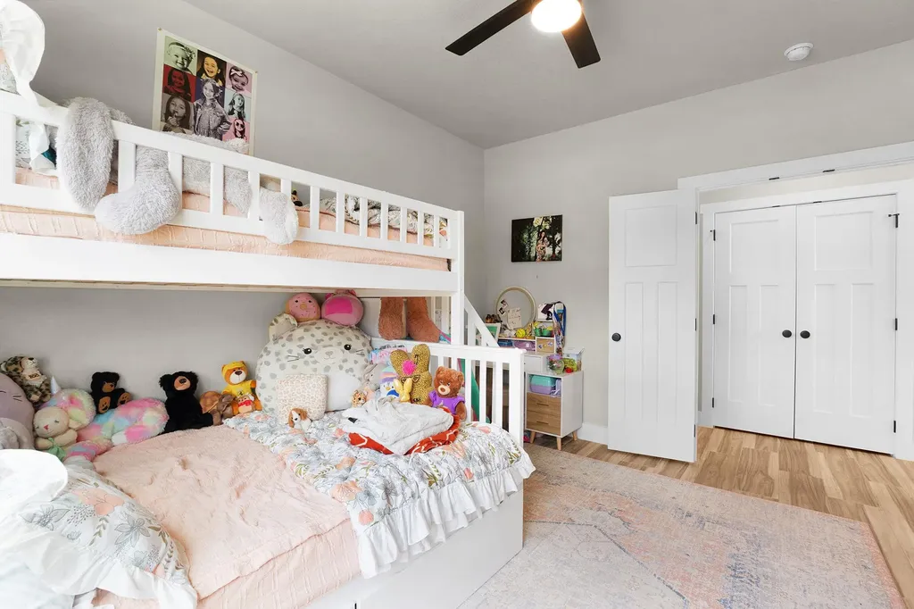 809 John Price Blanco TX 78606