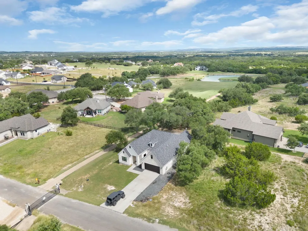809 John Price Blanco TX 78606
