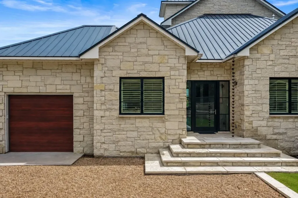 1110 County Road 132a Kingsland TX 78639