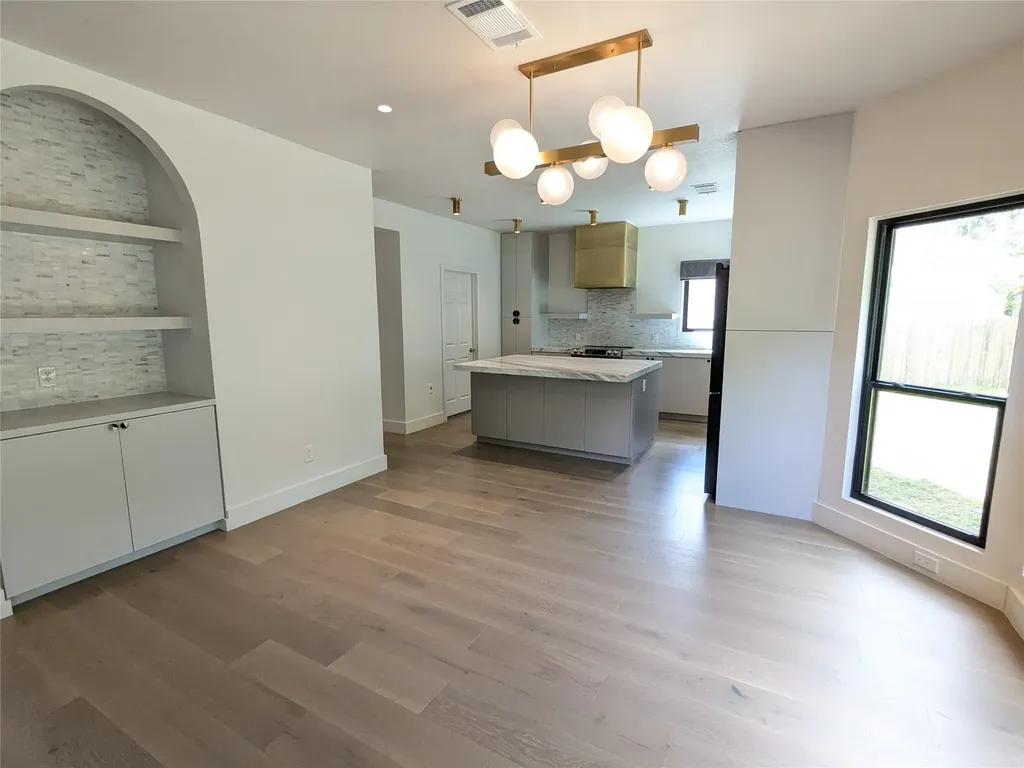 9257 Scenic Bluff Drive Austin TX 78733