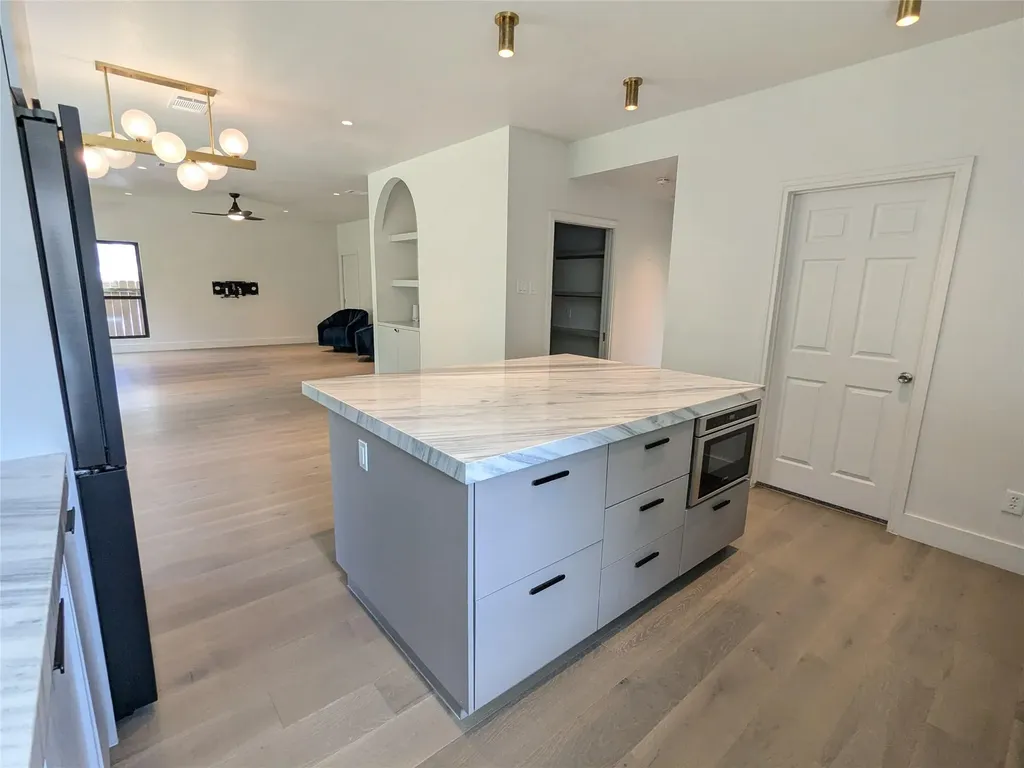 9257 Scenic Bluff Drive Austin TX 78733