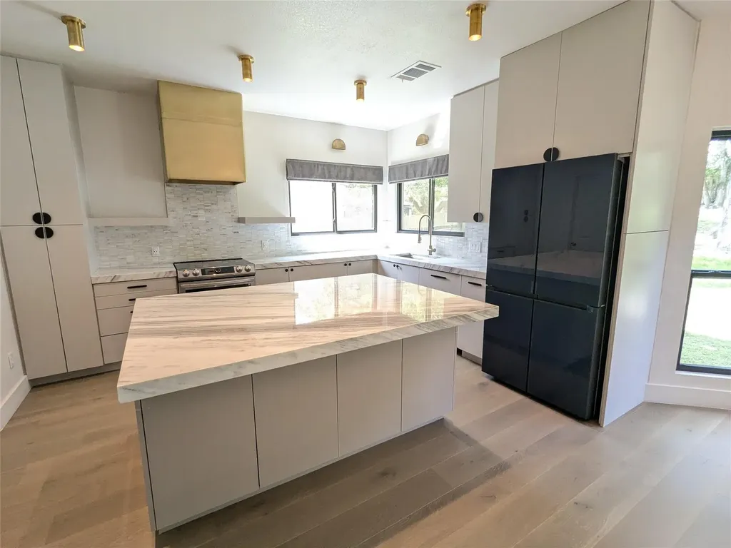 9257 Scenic Bluff Drive Austin TX 78733