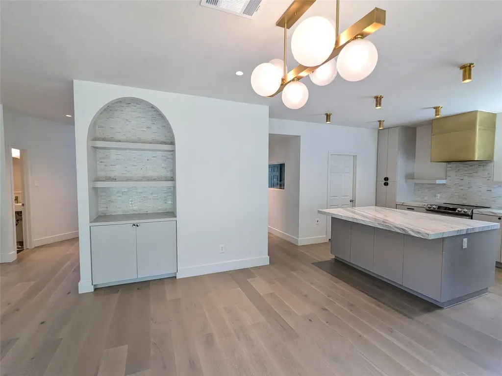 9257 Scenic Bluff Drive Austin TX 78733