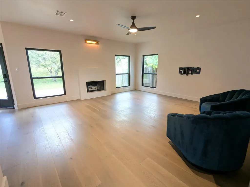 9257 Scenic Bluff Drive Austin TX 78733