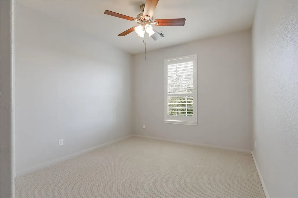 7621 Menler Drive Austin TX 78735